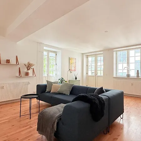 Apartmentincopenhagen 1716 *